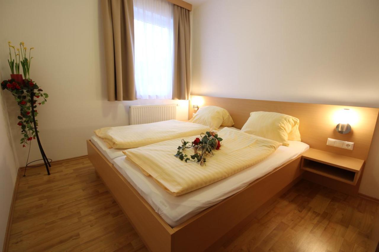 Hotel Panoramadorf Saualpe Eberstein Habitación foto