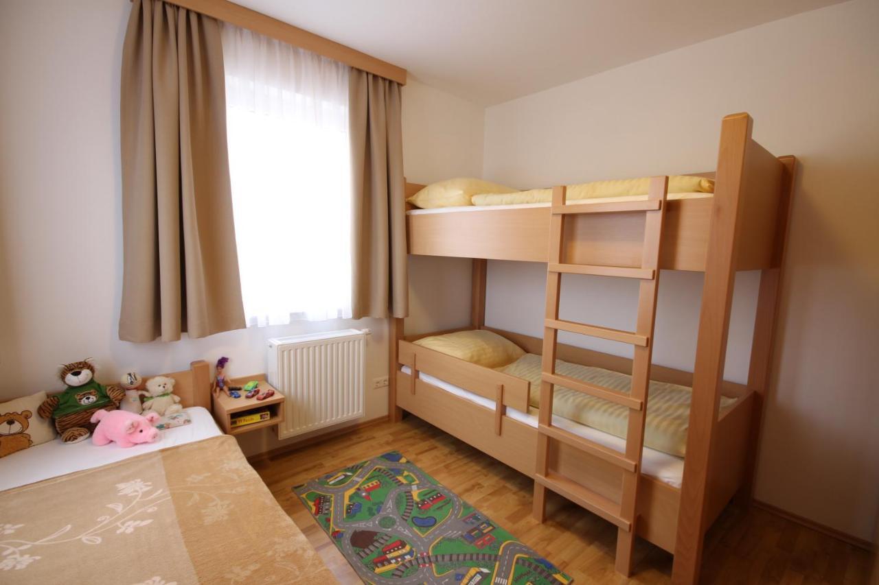 Hotel Panoramadorf Saualpe Eberstein Habitación foto